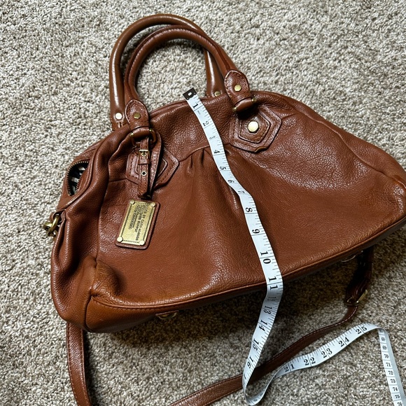 Marc by Marc Jacobs re-edition Groovee Two-way Leather Bag - Picture 9 of 10